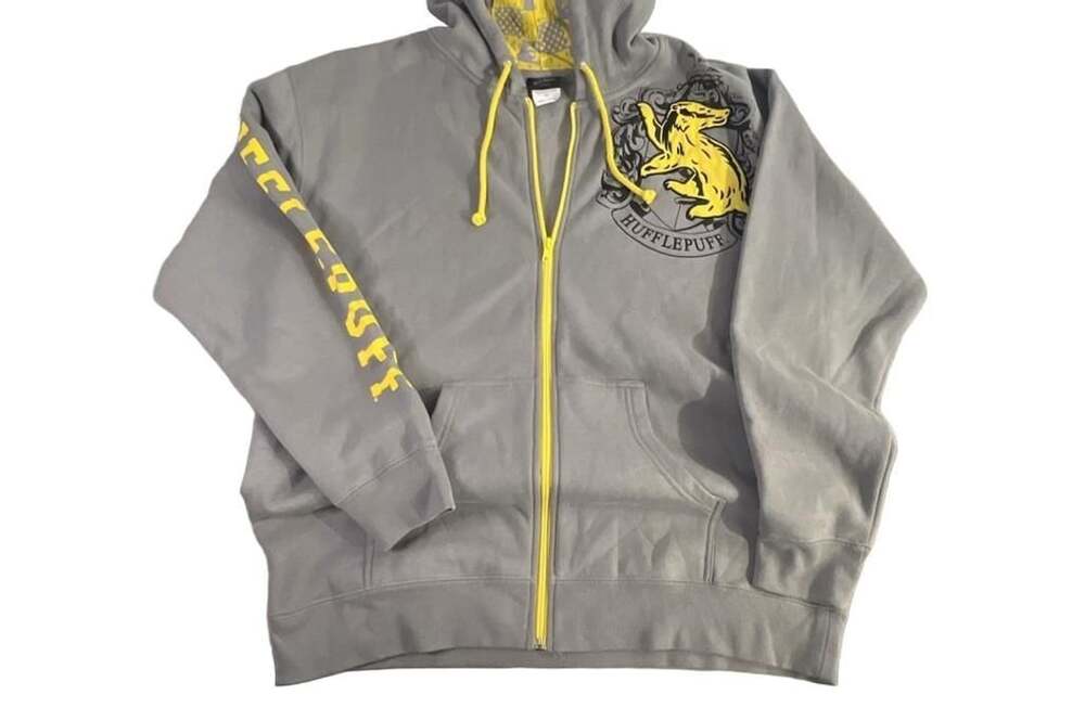 Wizarding World of Harry Potter Hufflepuff Grey and Yellow Full Zip Hoodie XL